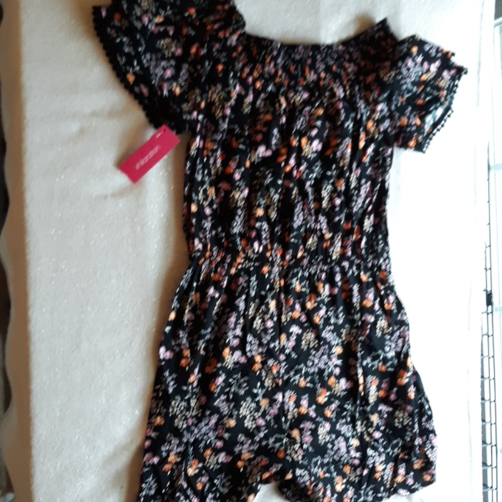 Romper - Picture 4 of 4